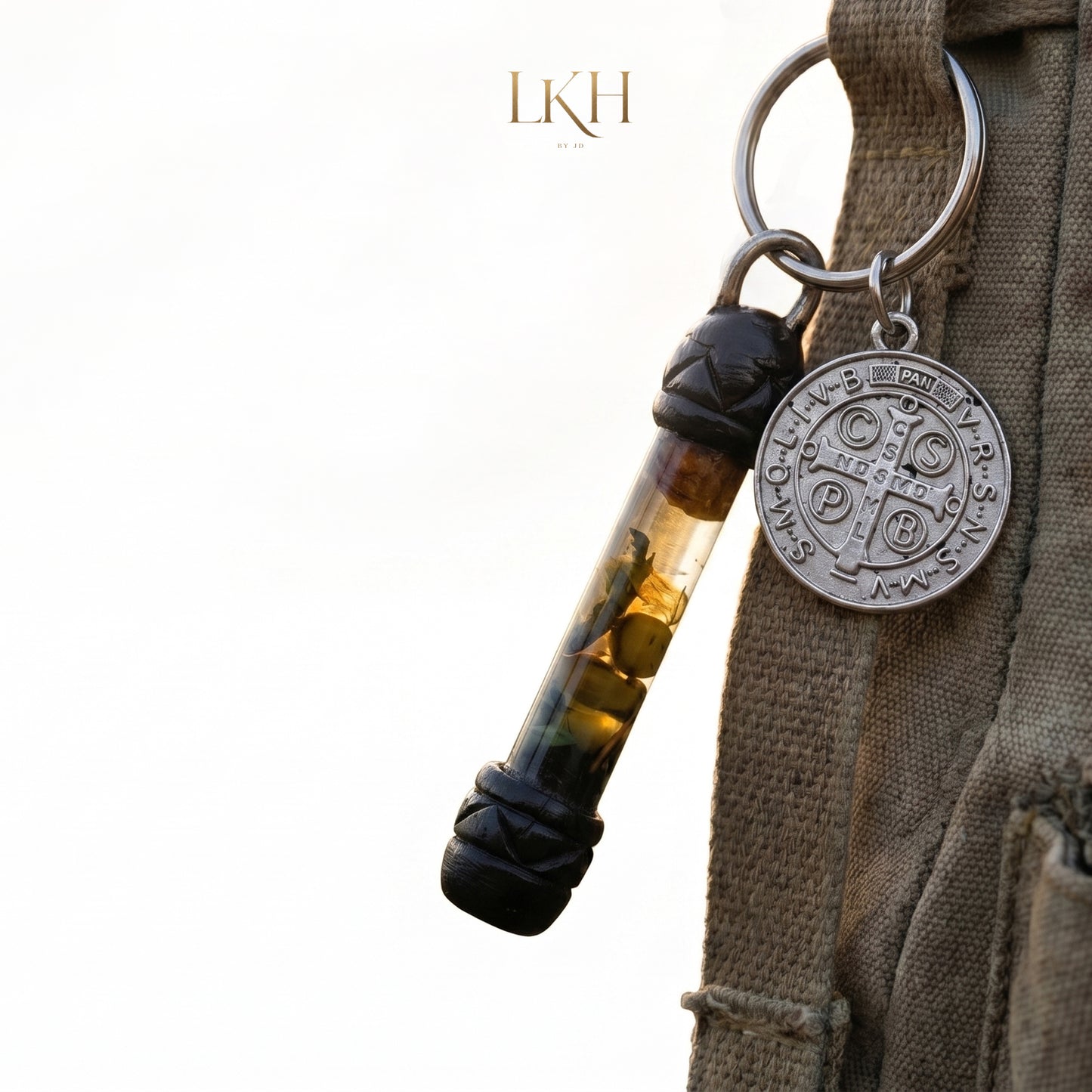 Habak De Lana KeyChain